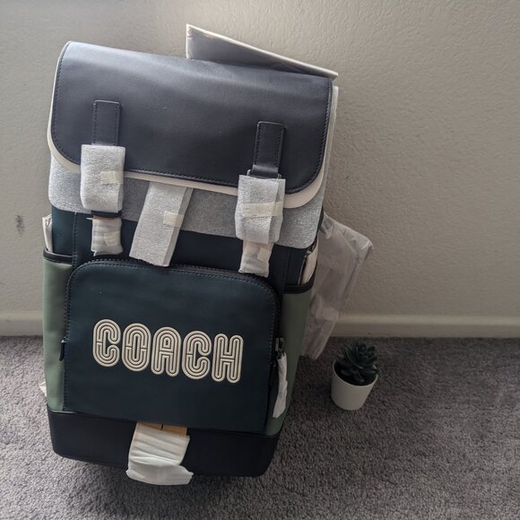 Track Backpack In Colorblock With Coach Patch - Picture 2 of 7